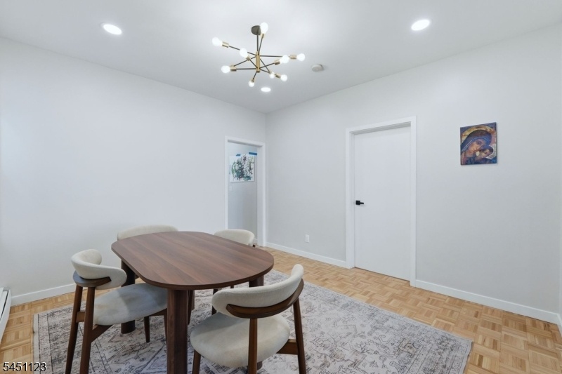 1st Fl Dining room