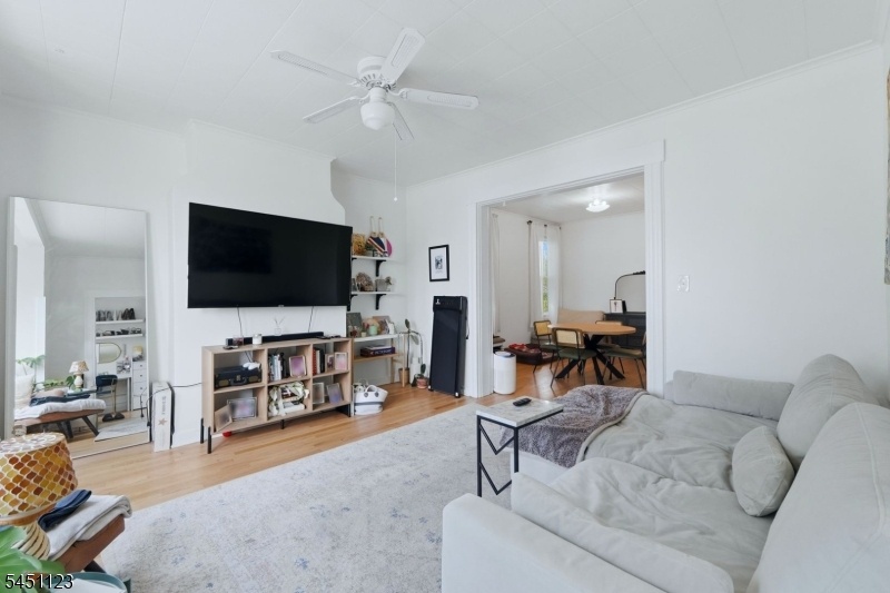 2nd floor living room