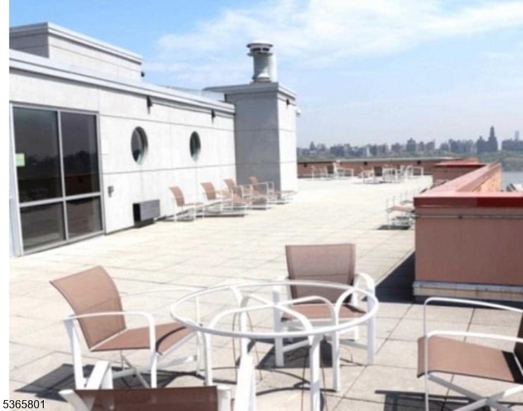 Roof Top Deck