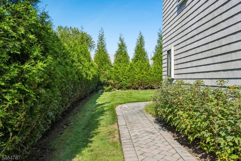 Paver Walkway to Yard