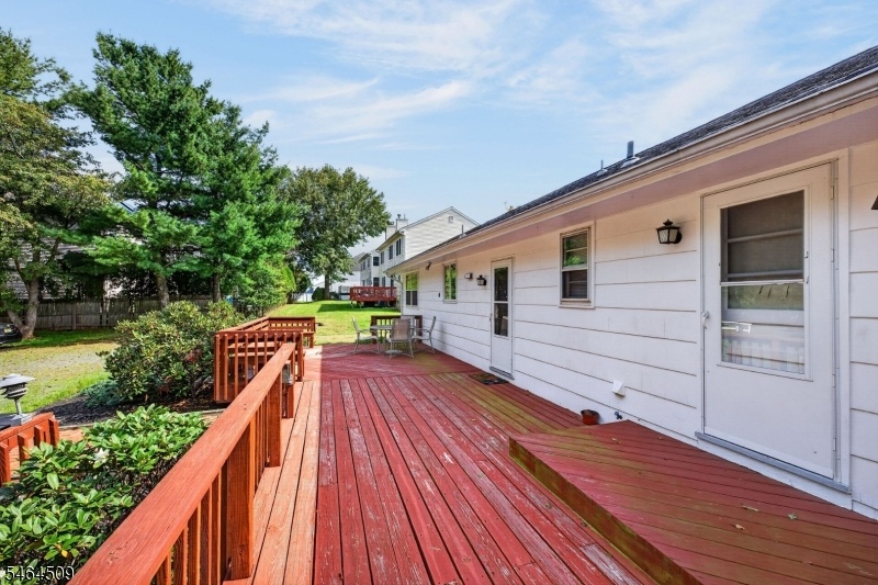 Side Deck