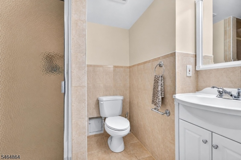 FULL BATH BASEMENT