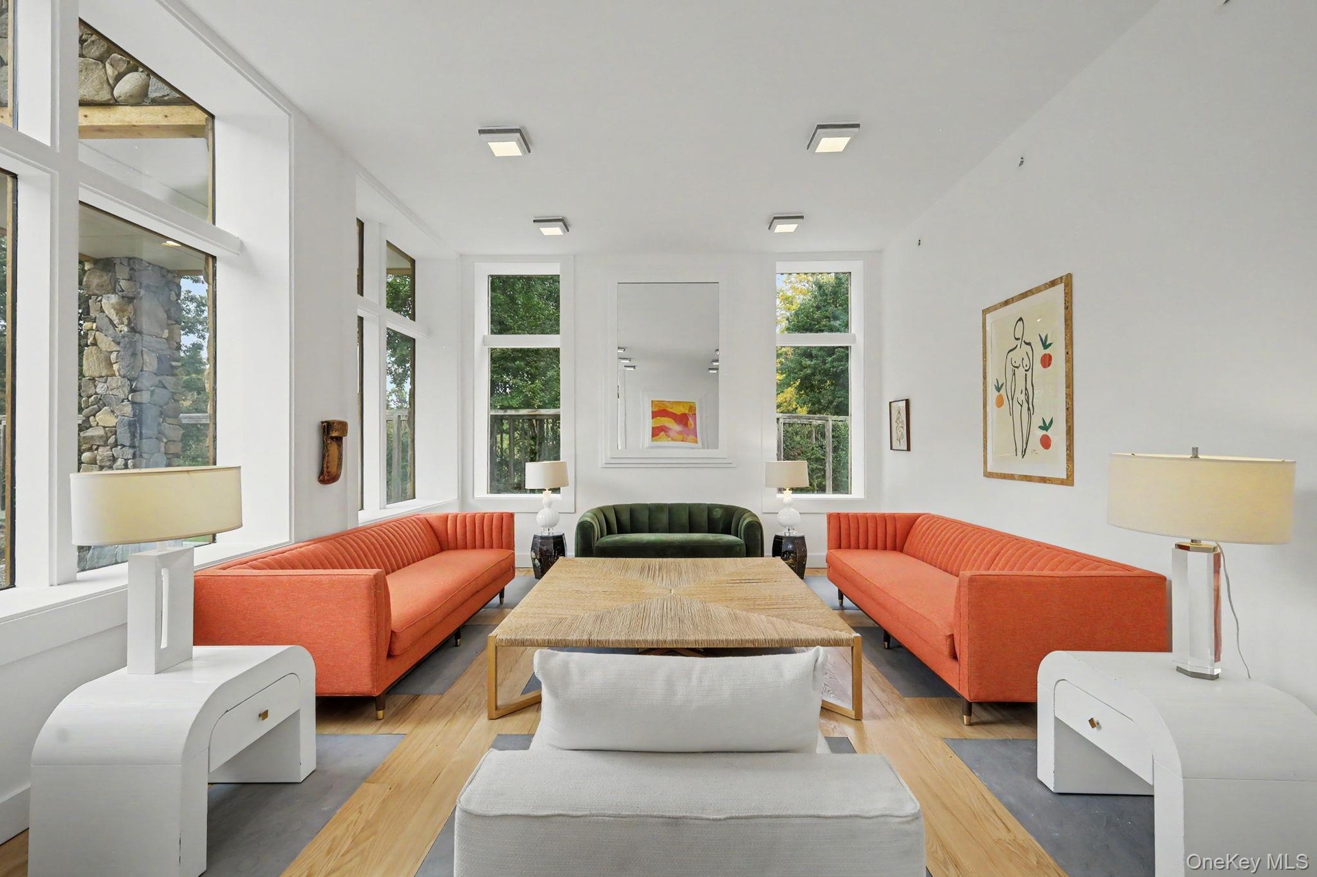 Main House - Hall Room