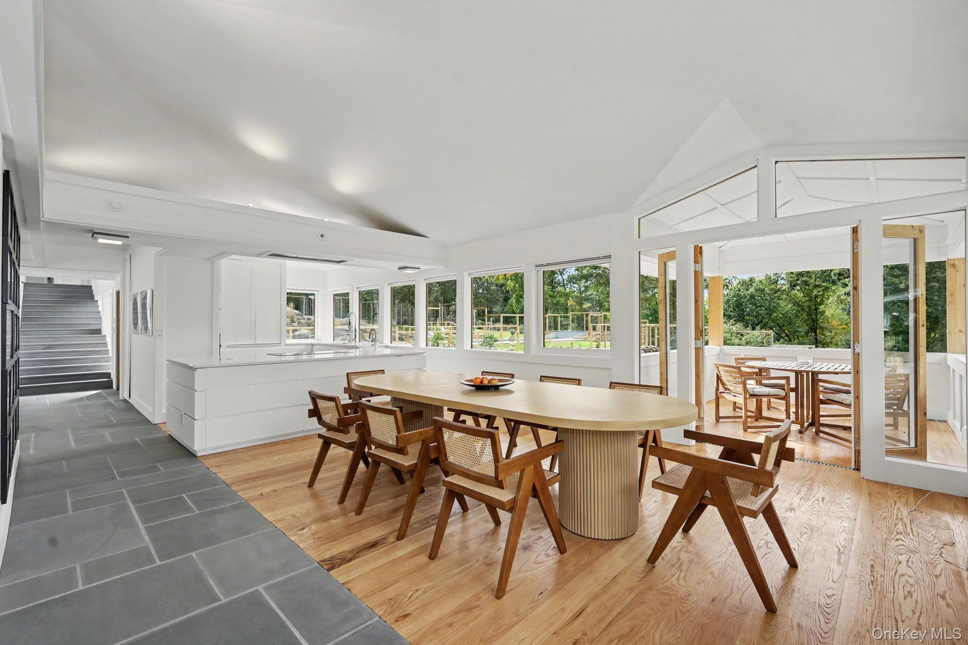Kitchen, Dining area