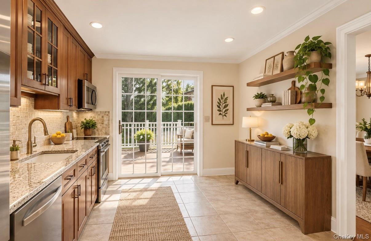 VIRTUALLY STAGED — PAINT COLOR HAS BEEN VIRTUALLY CHANGED AND DÉCOR HAS BEEN ADDED TO SHOW THE POSSIBILITIES.