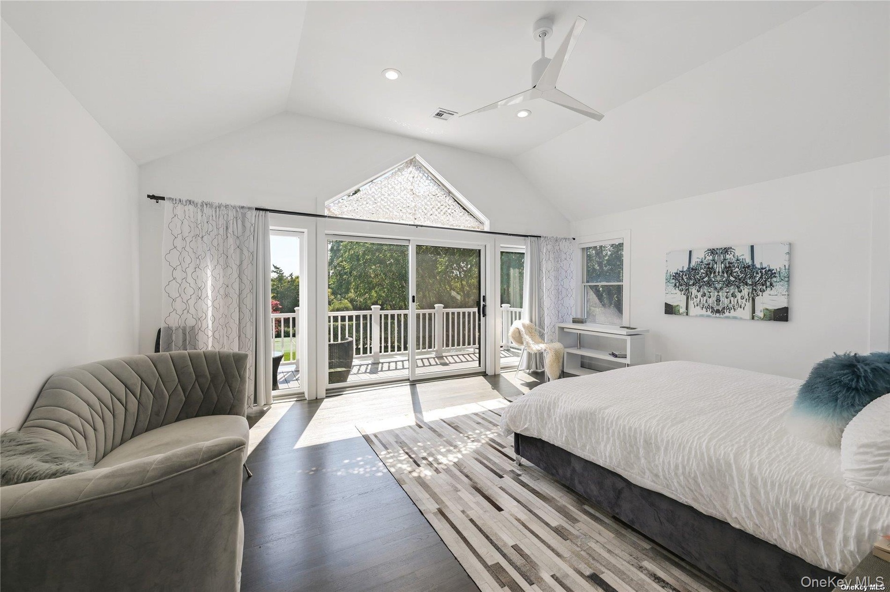 primary suite with King and deck