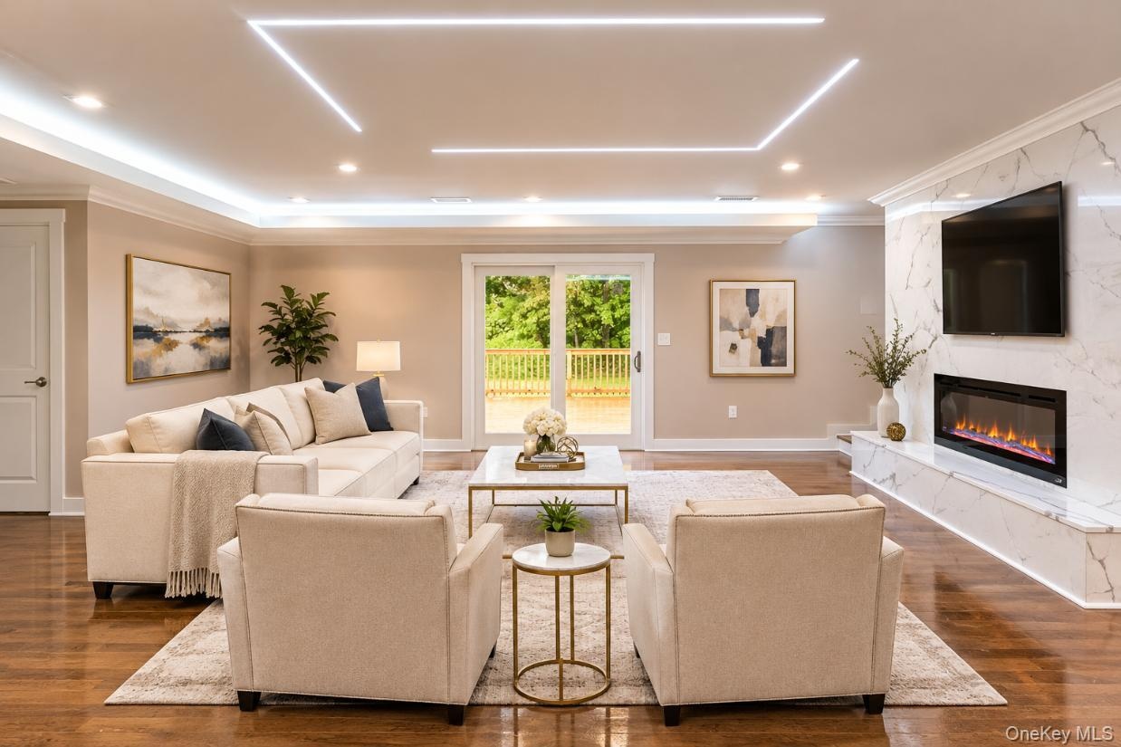 Virtual Staging