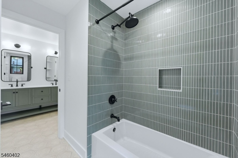 JacknJill Bath