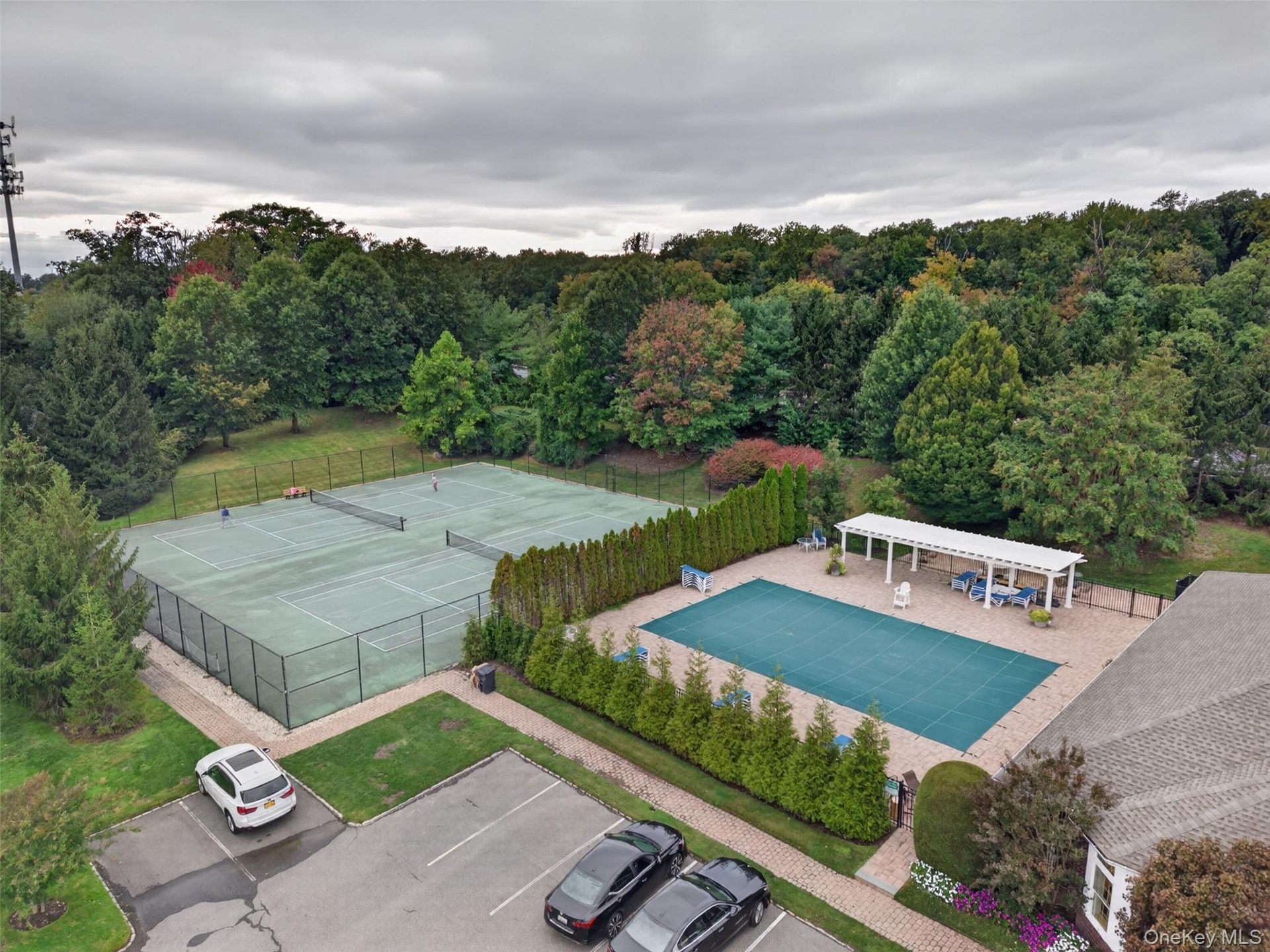 Outdoor Swimming Pool and Tennis Courts