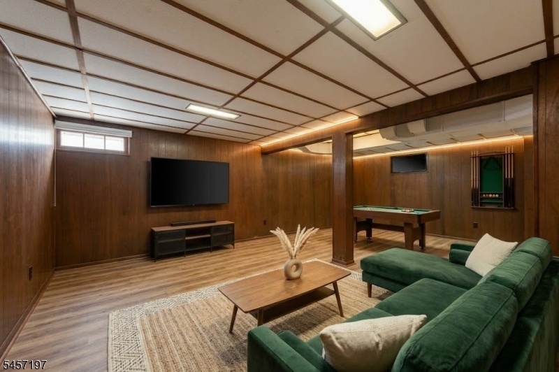 Basement (Staged)
