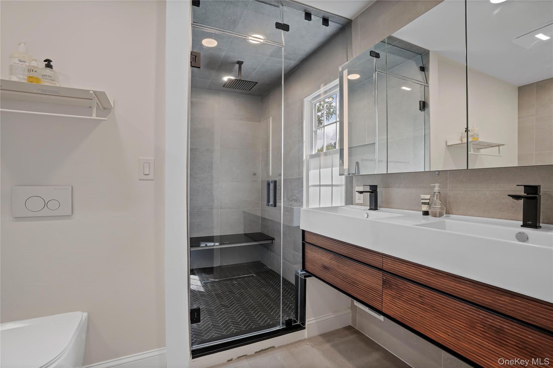 En Suite Spa Bathroom With Double Floating Vanity & Luxurious Steam Shower