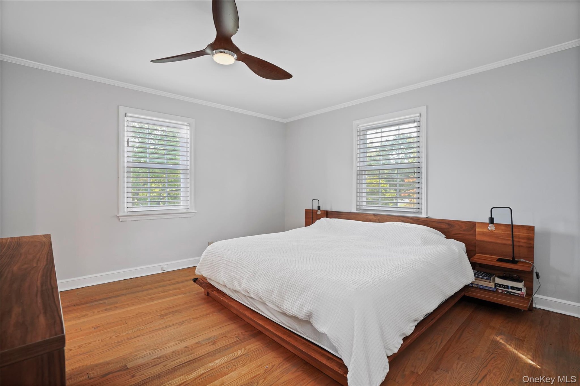 King Size Primary Bedroom With Ceiling Fan