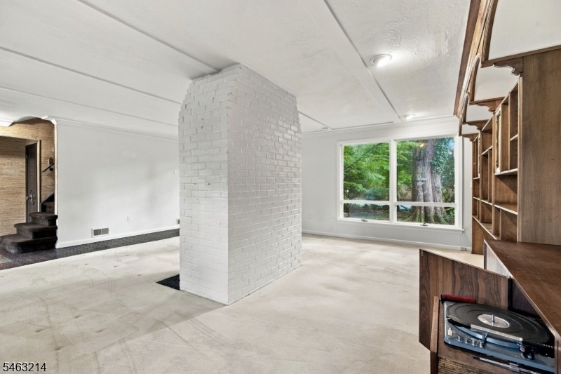 Family Room/Living Room