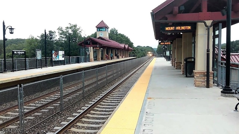 Mt Arlington Train & Bus Depot
