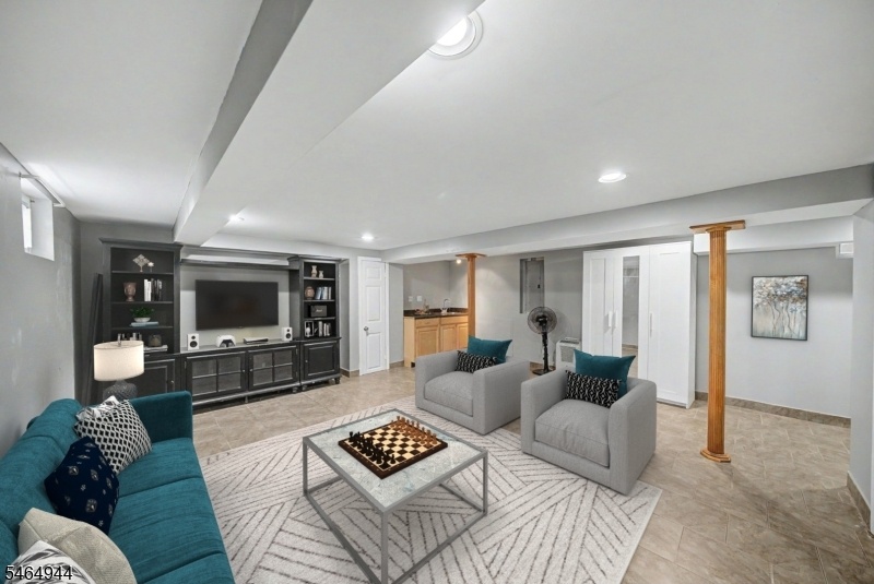 Basement virtual stage