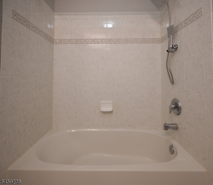 Tub/Shower