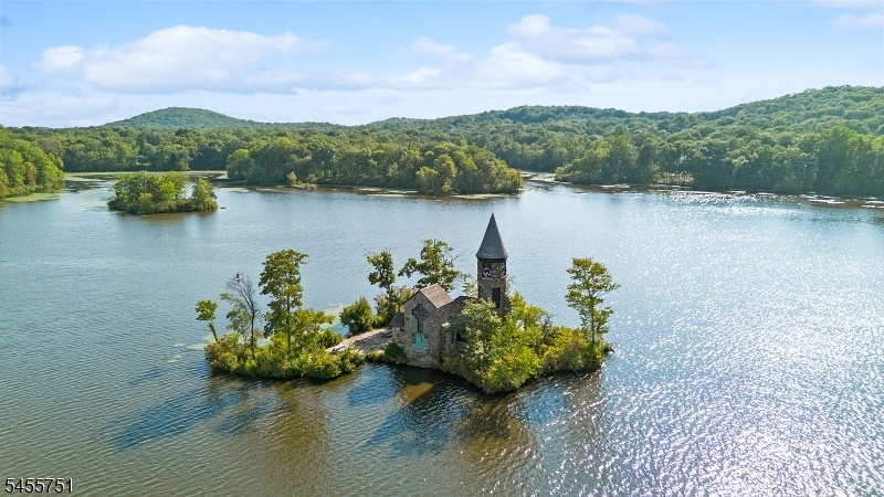 Island Chapel