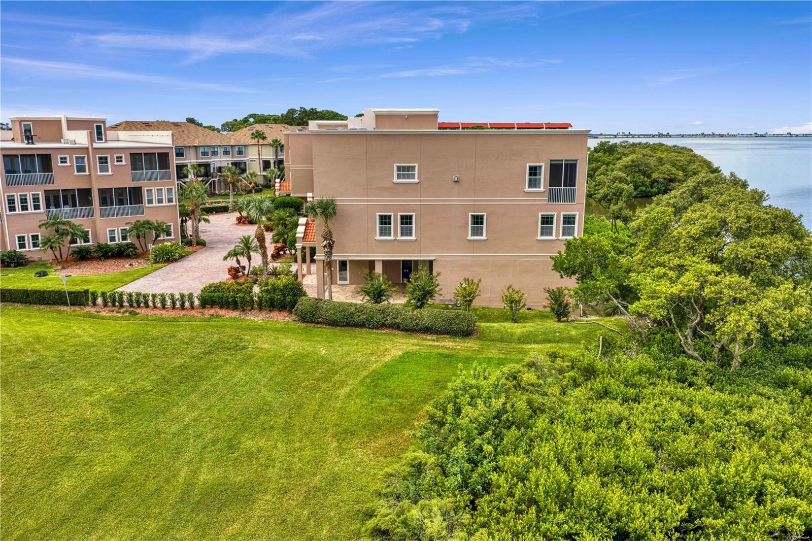 Extra privacy with green space on the other side of this end unit