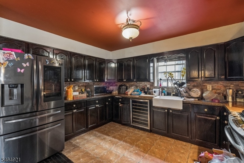 Kitchen Unit 1