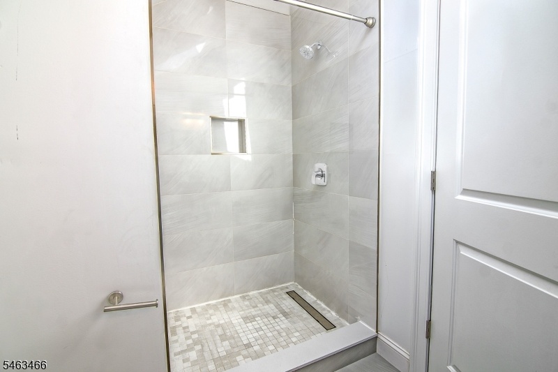 1st floor full bathroom