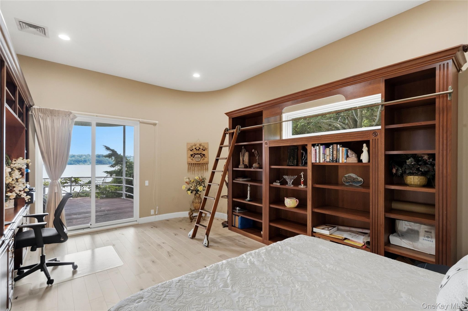 Library/Bedroom Suite/Office