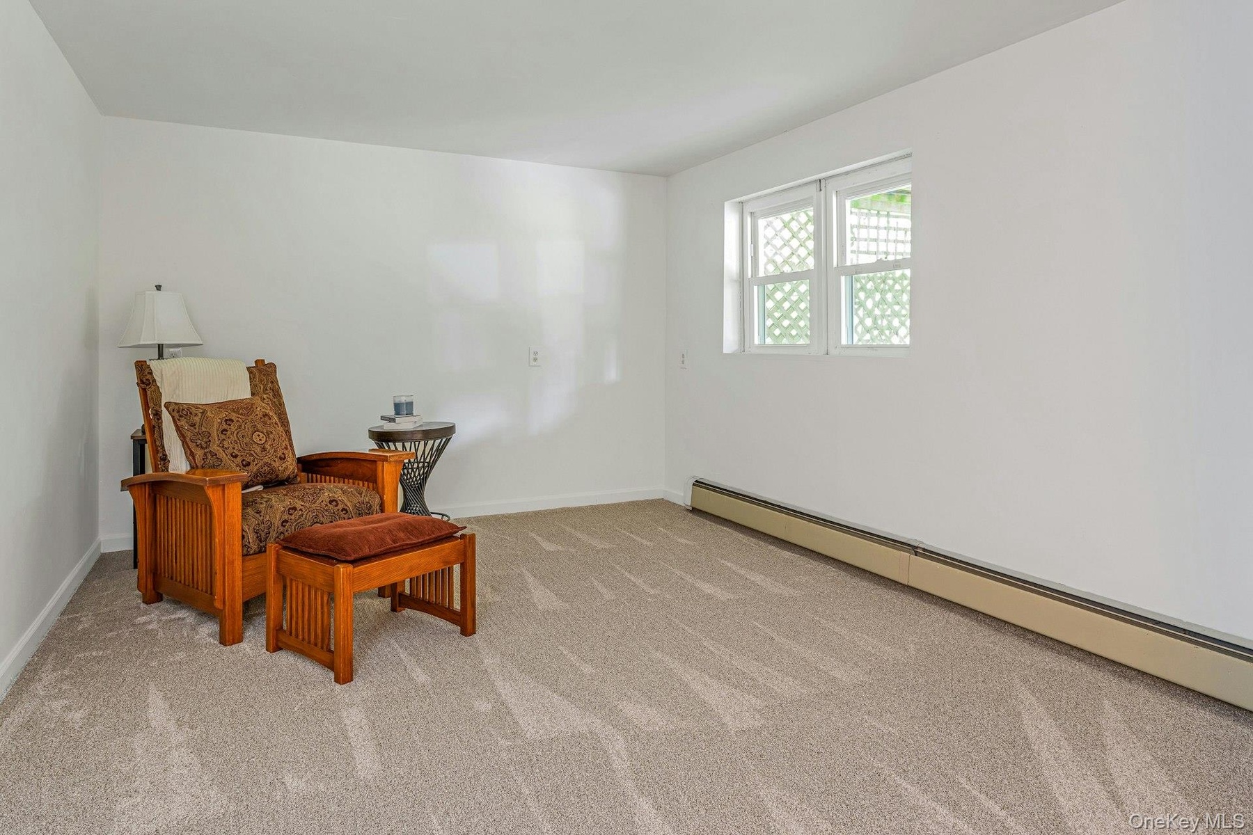 2nd lower level with new carpet & paint