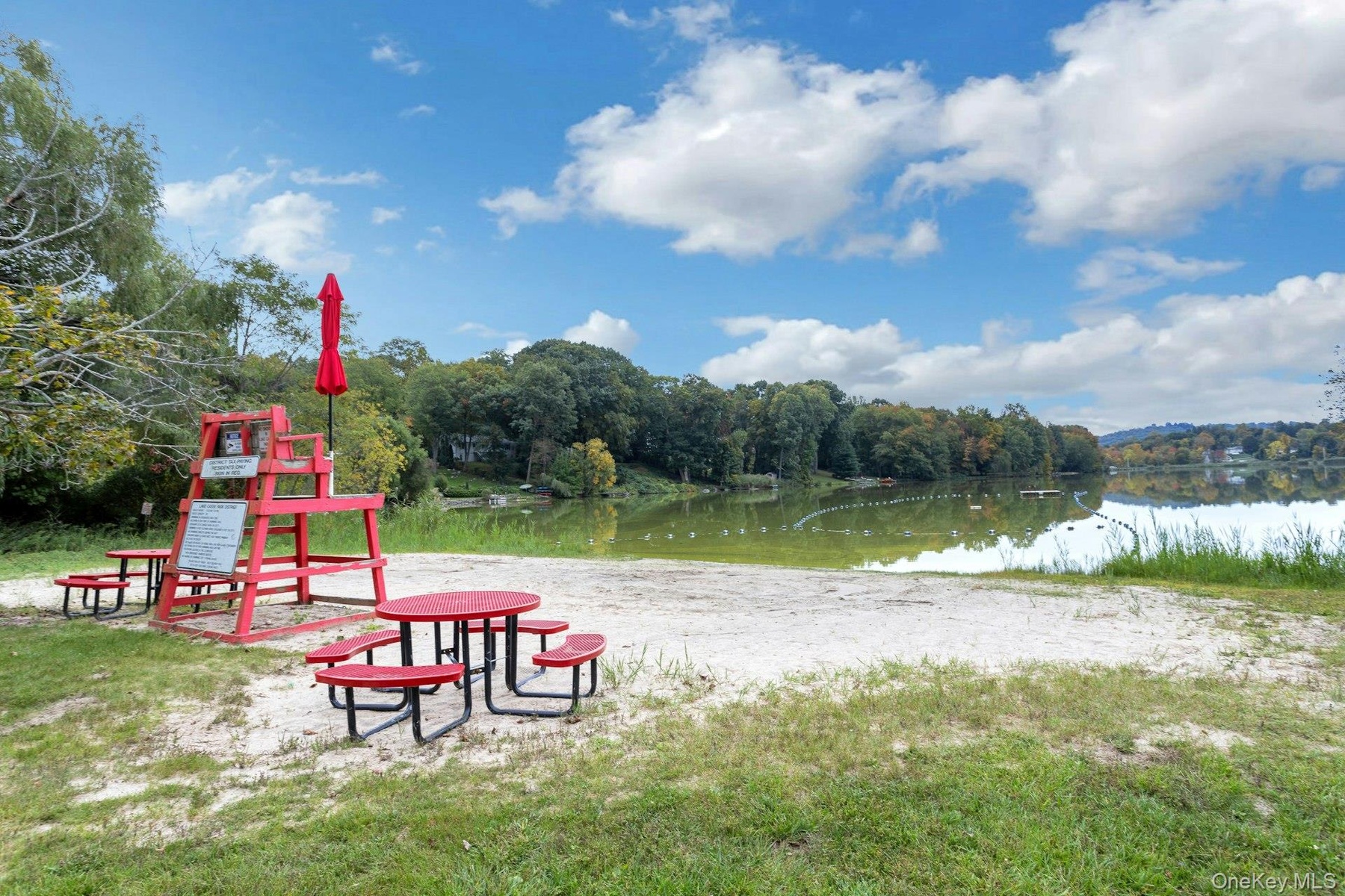 Beach Area w/lifeguard