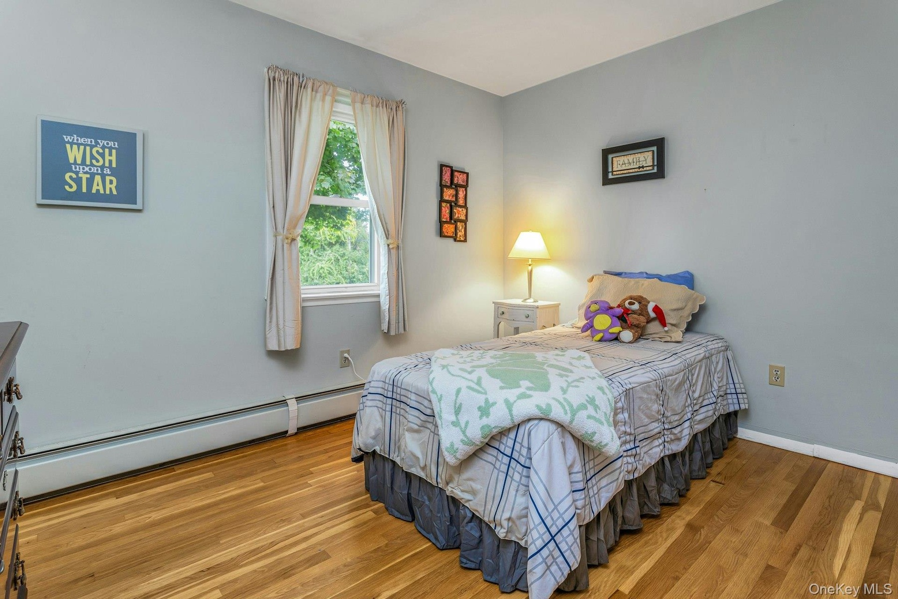 Bedroom w/1 bedroom