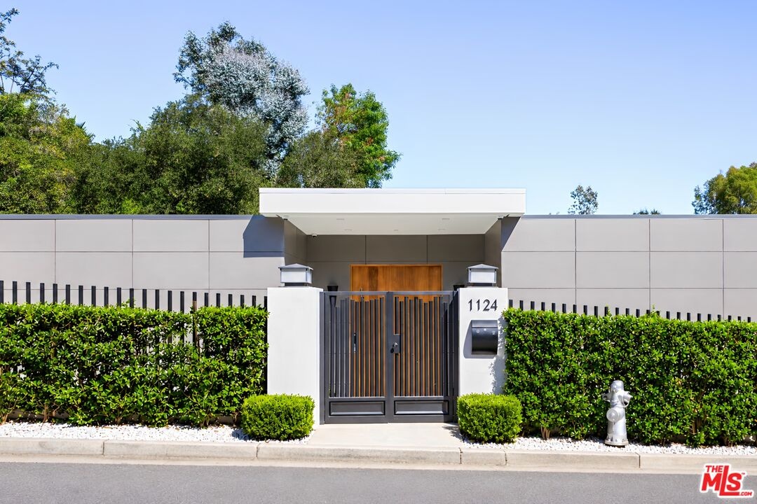 Front of Property - Virtually
