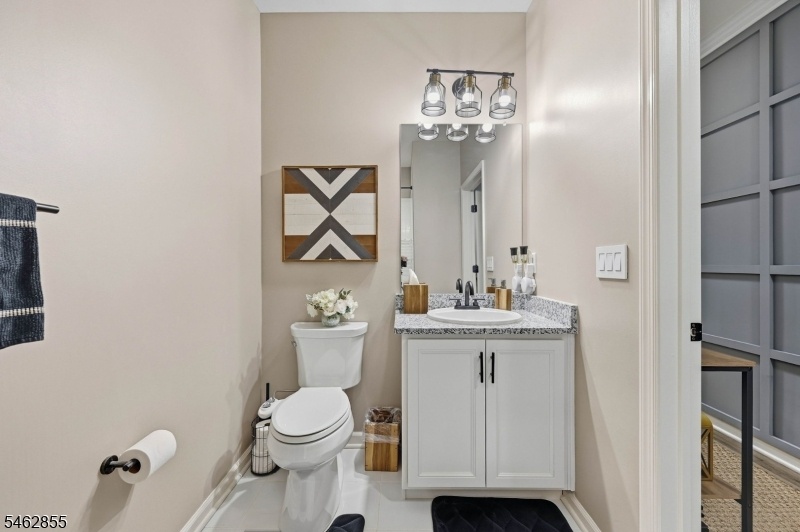 Main floor full bath