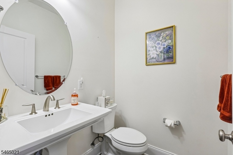 Powder room