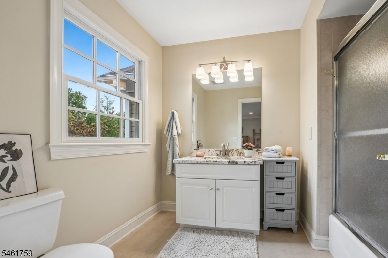 Bedroom Two ensuite bath