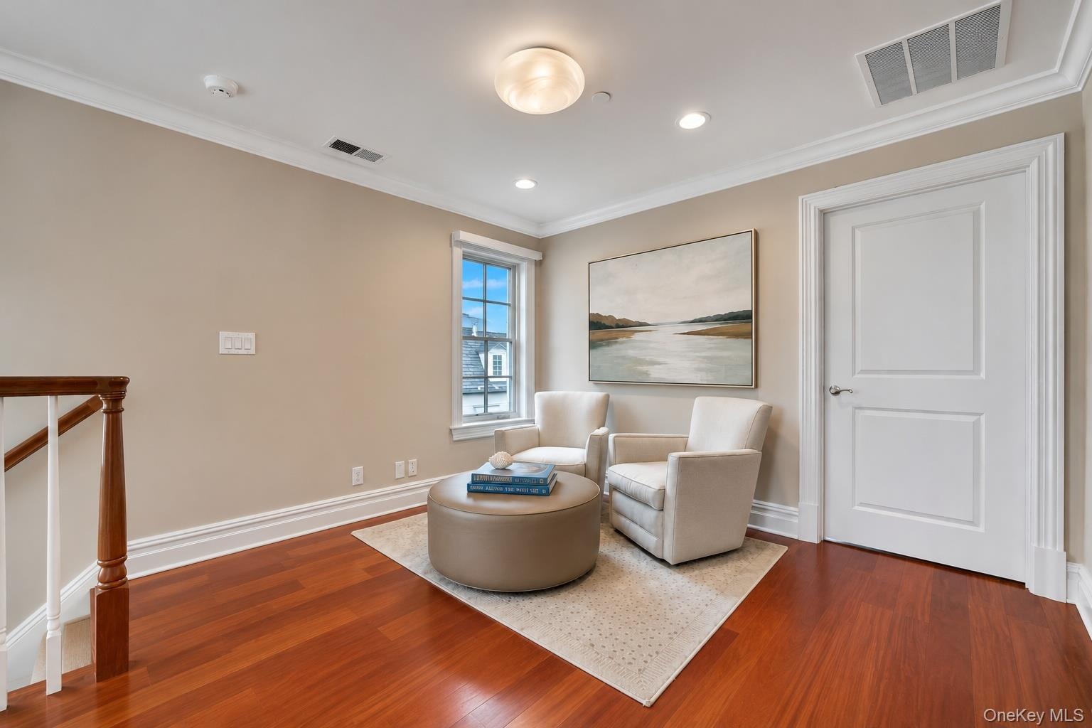 4th floor open sitting area/den