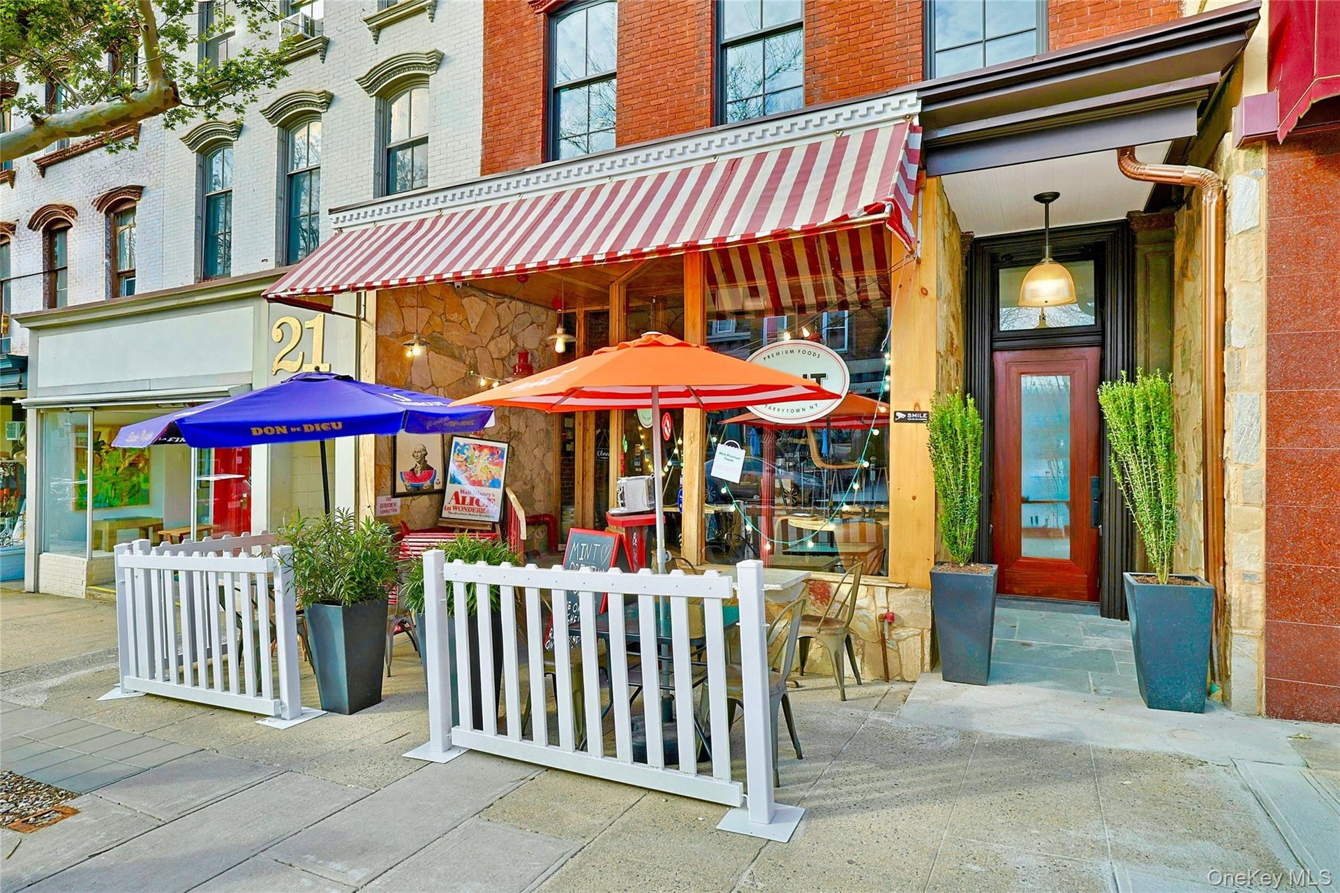 Nearby Tarrytown offers destination restaurants, shops and cafes