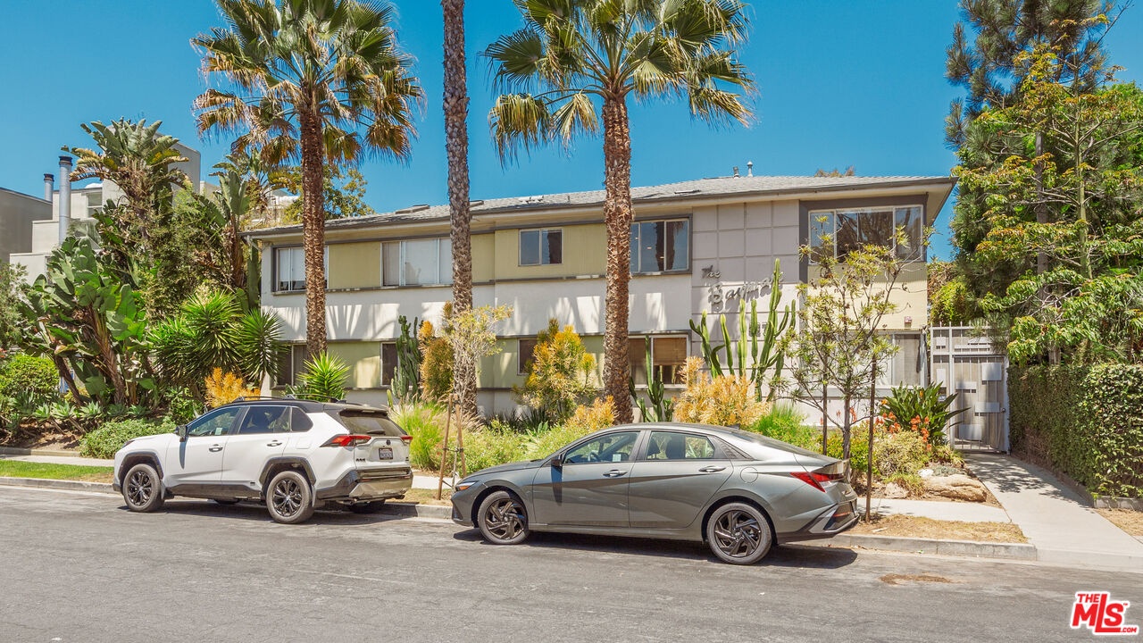 Front of the Baymar