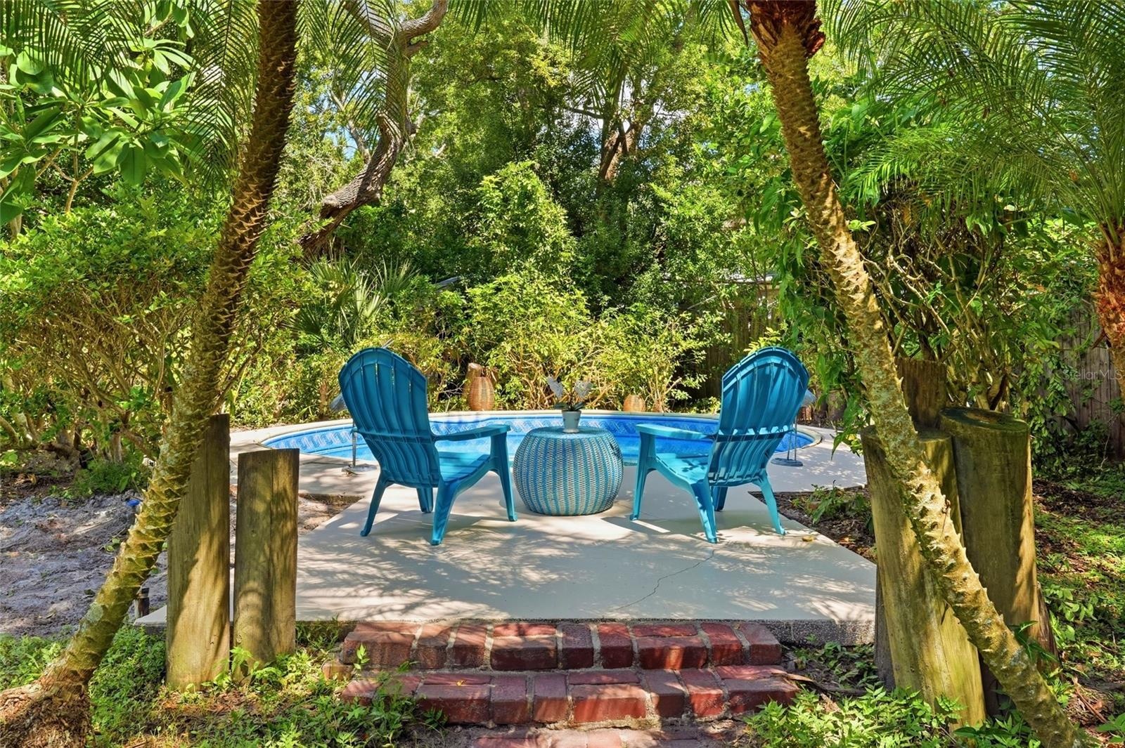 What a perfect, natural and serene setting!
