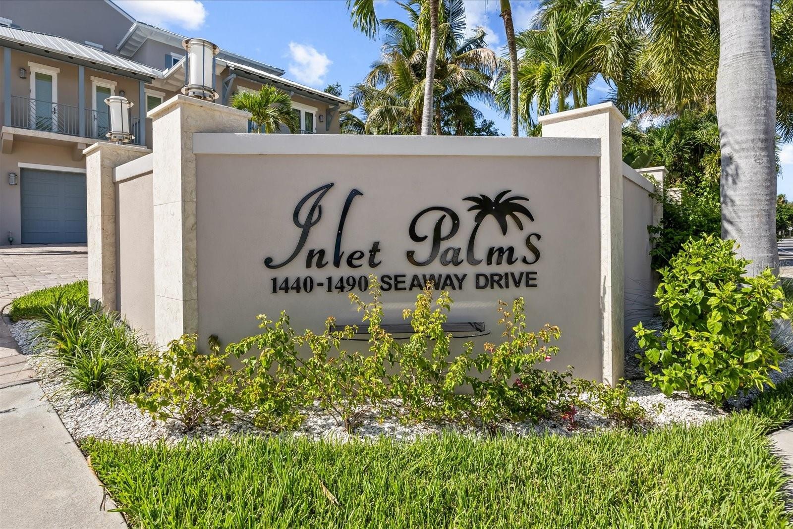 Entrance to Inlet Palms