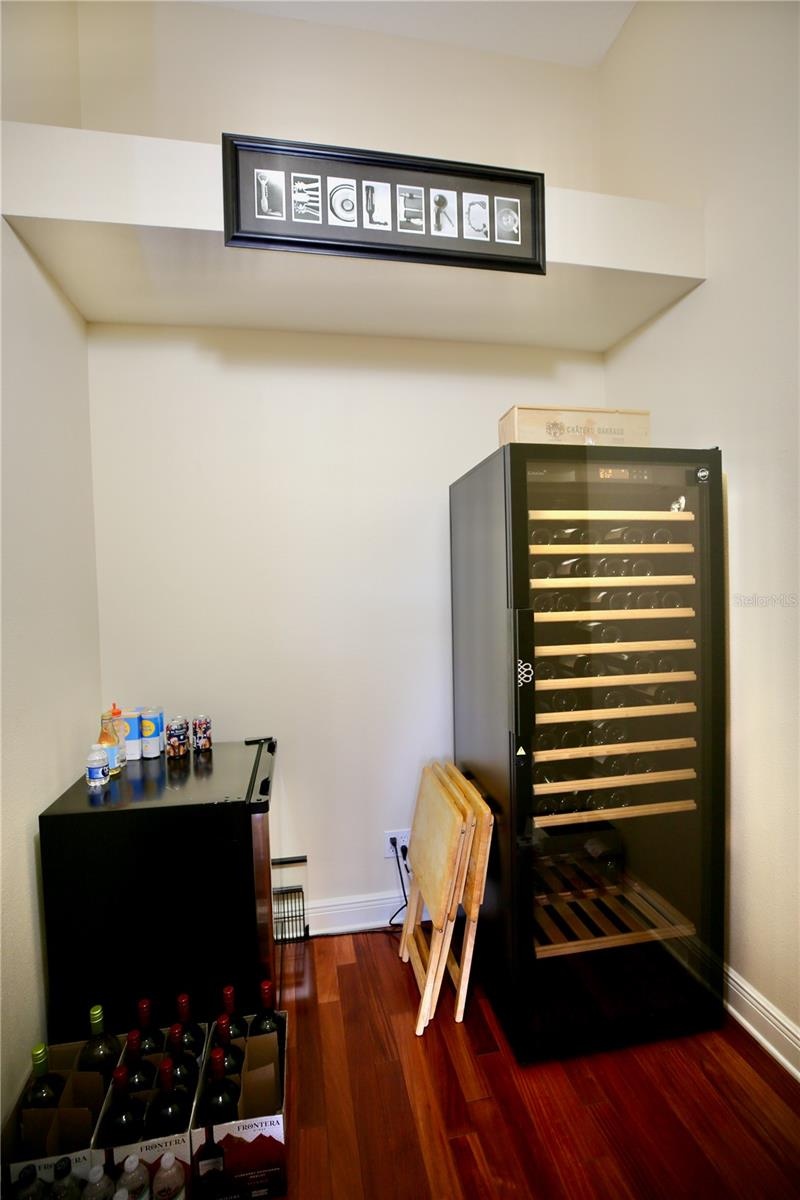 *Bonus Room for your Wine & Beverages
