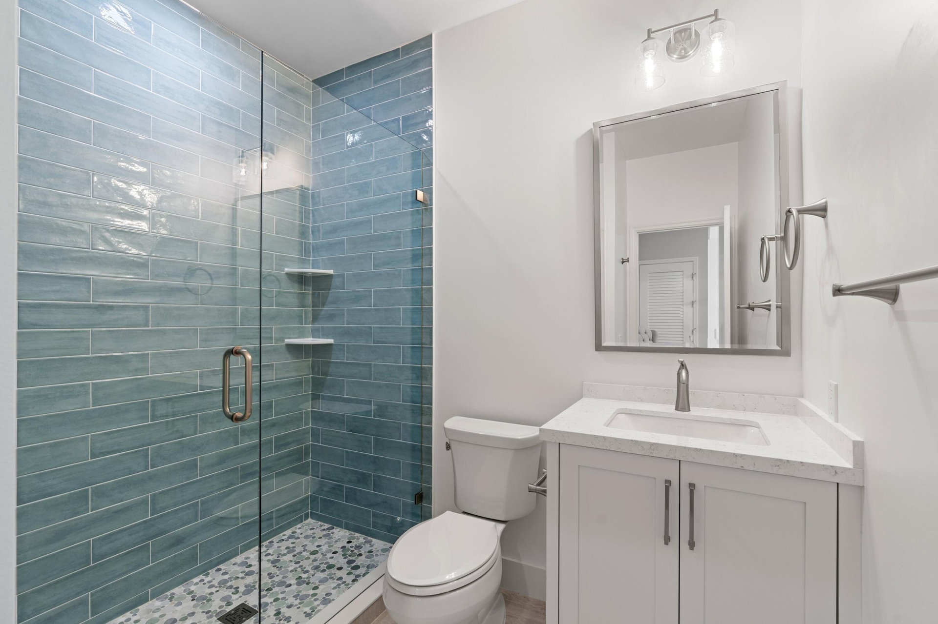 Completely renovated guest bath