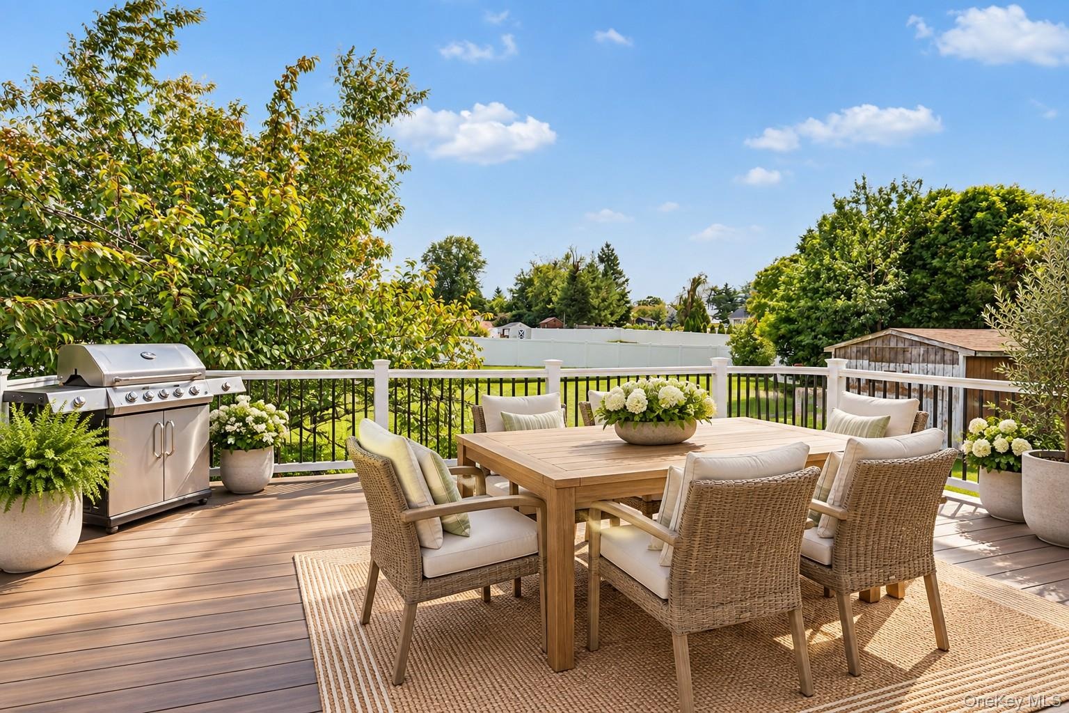 Large deck virtually staged