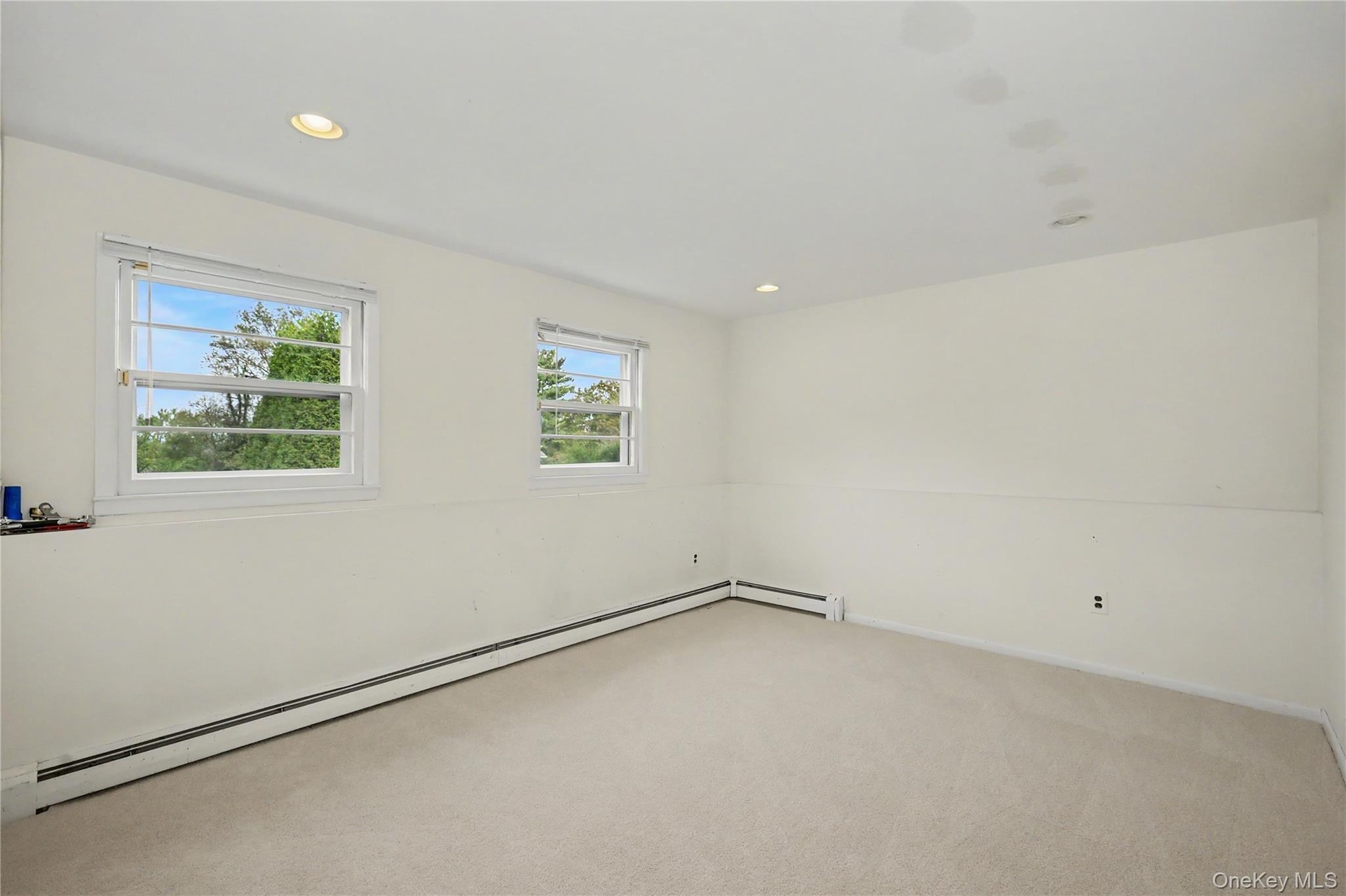 Forth amply sized bedroom with great natural light