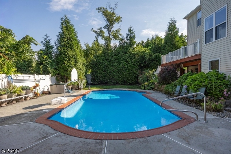 POOL REAR