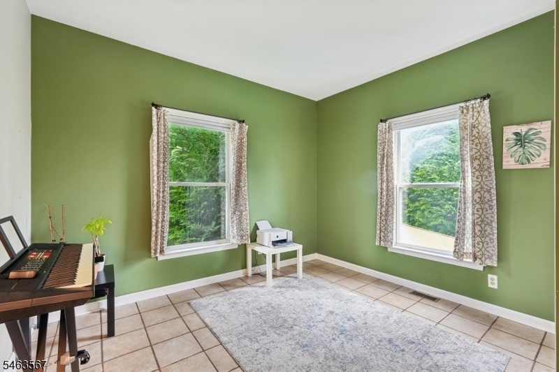 BEDROOM 5 OR INLAW