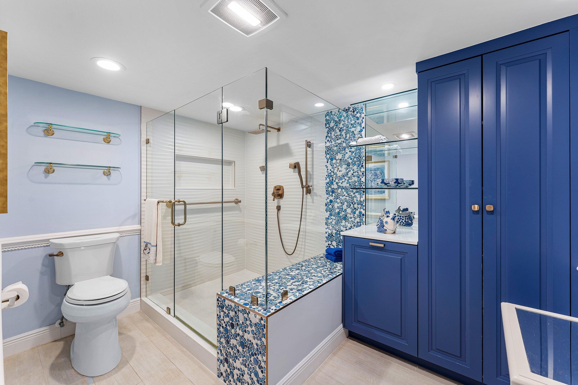 Principal Bathroom