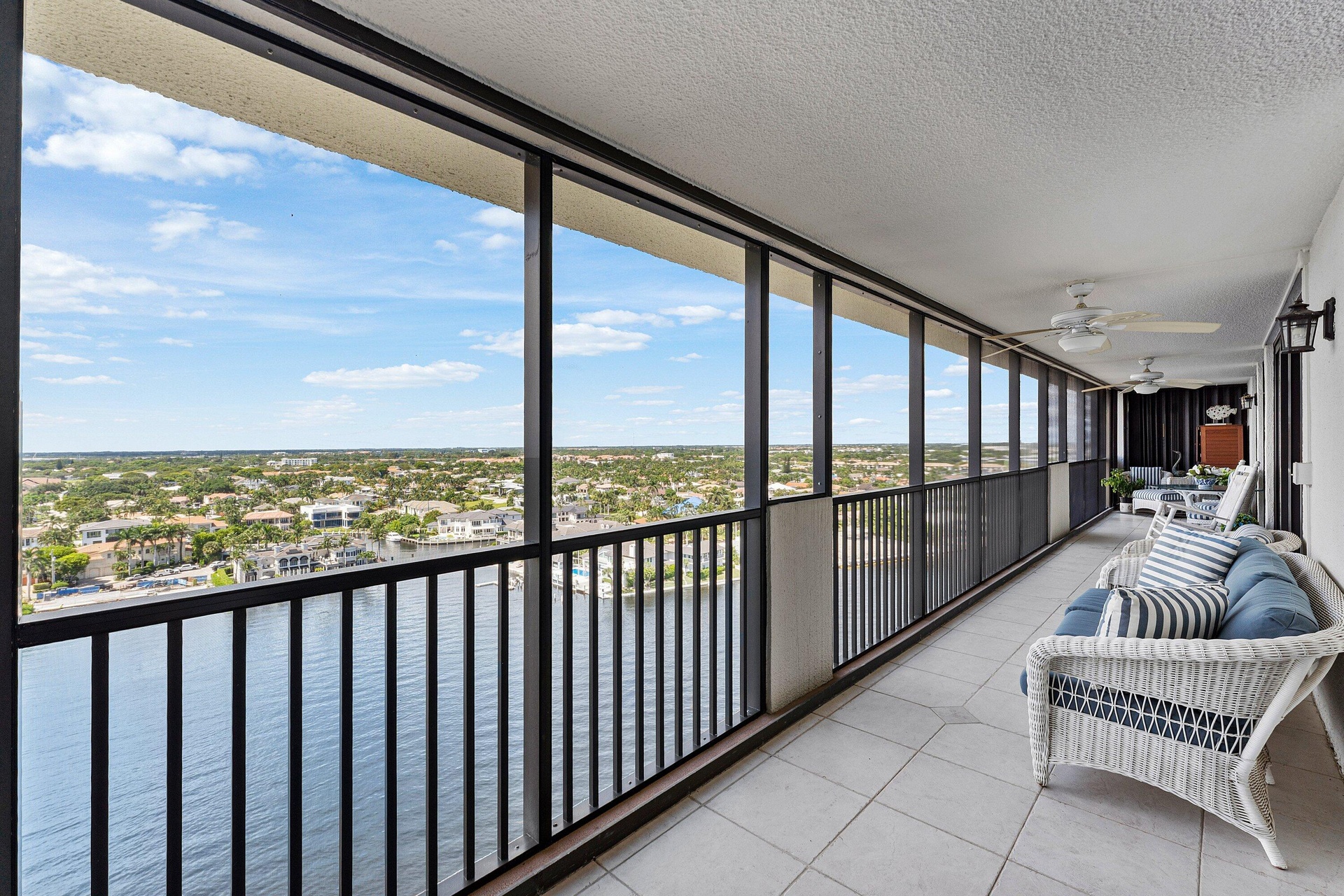 Huge balcony!