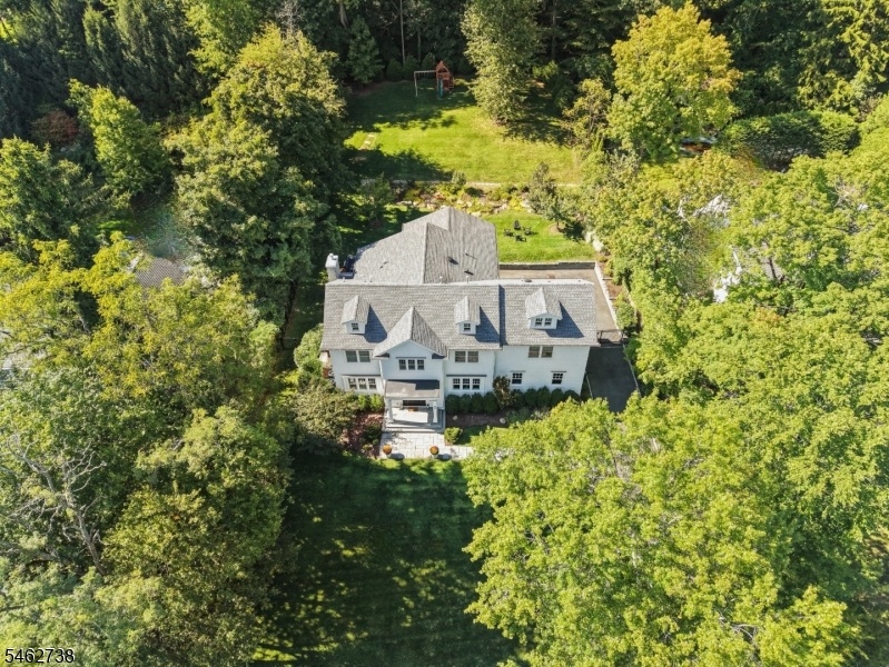 Fabulous Short Hills Colonial