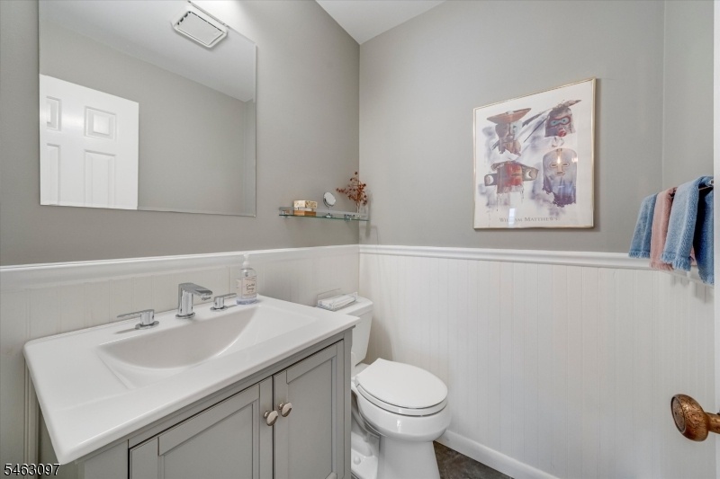 powder room