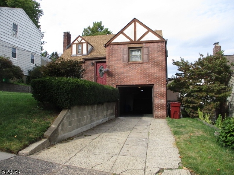 Driveway & Garage