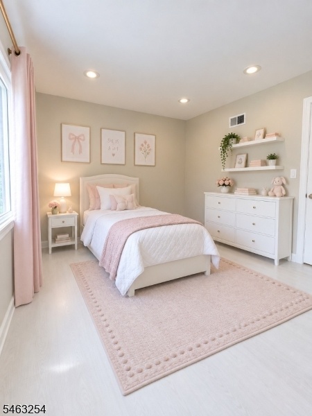 Bedroom 3 with Furniture