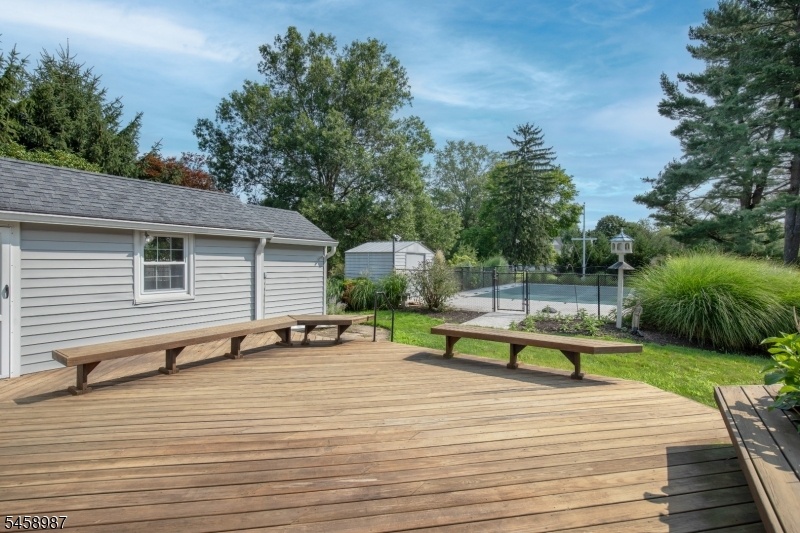Deck rear